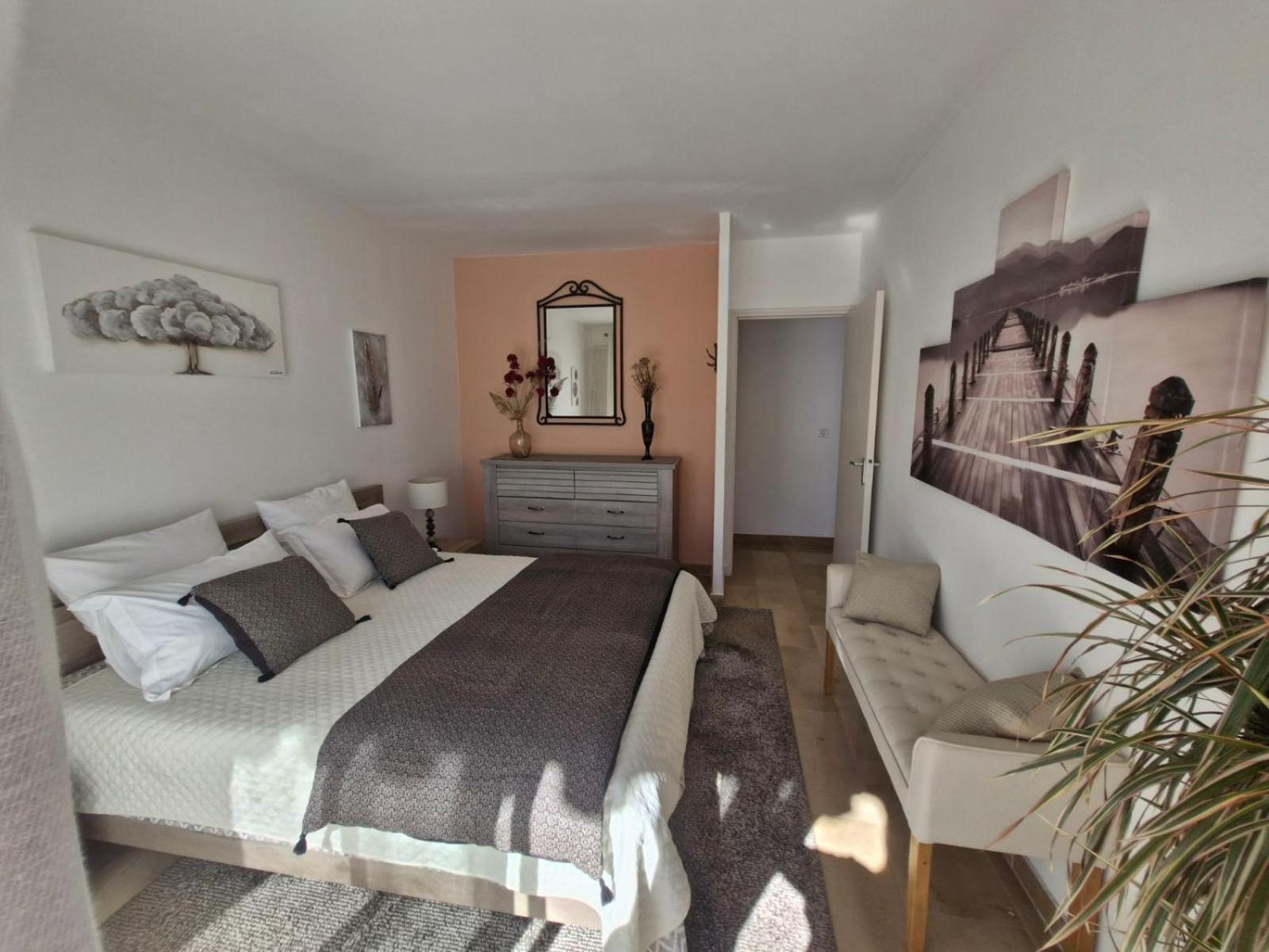 Villa Bella Sun&SPA, Piscine&jacuzzi privés, Suites d'Exception Exclusivement Couple Agde Exterior foto