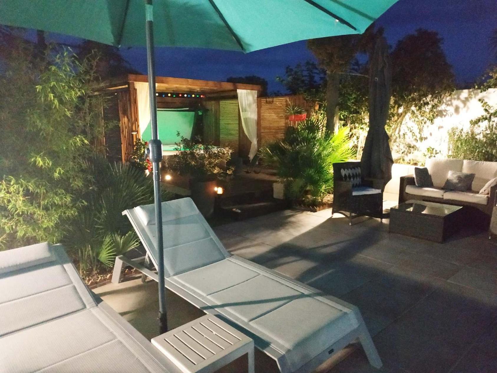 Villa Bella Sun&SPA, Piscine&jacuzzi privés, Suites d'Exception Exclusivement Couple Agde Exterior foto