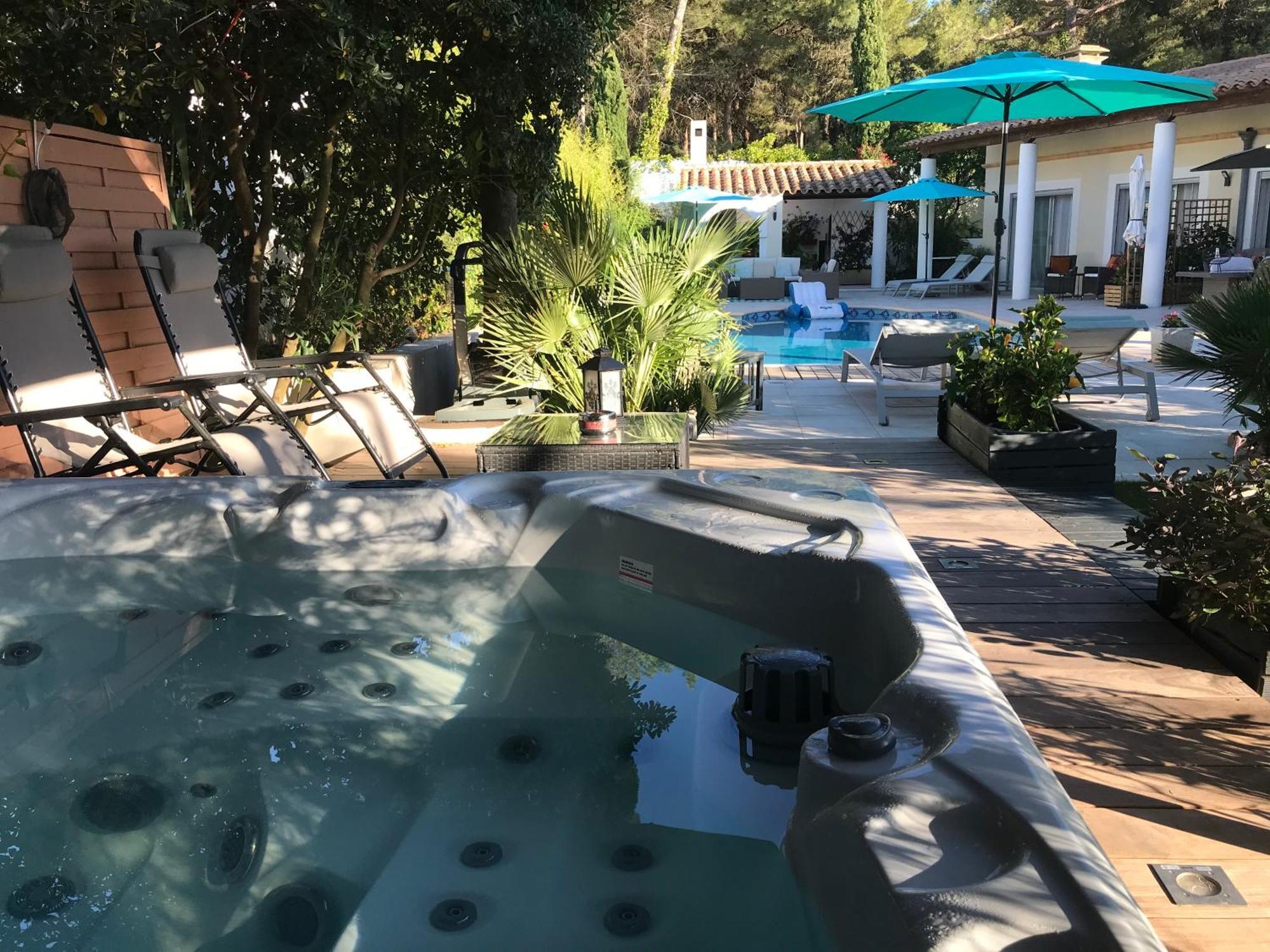 Villa Bella Sun&SPA, Piscine&jacuzzi privés, Suites d'Exception Exclusivement Couple Agde Exterior foto