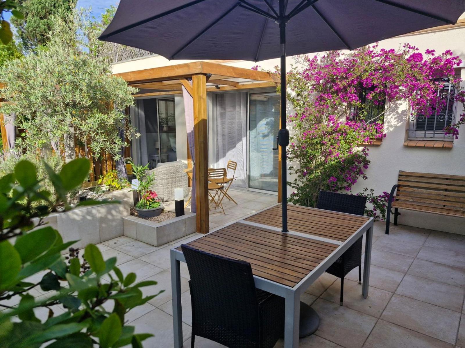 Villa Bella Sun&SPA, Piscine&jacuzzi privés, Suites d'Exception Exclusivement Couple Agde Exterior foto
