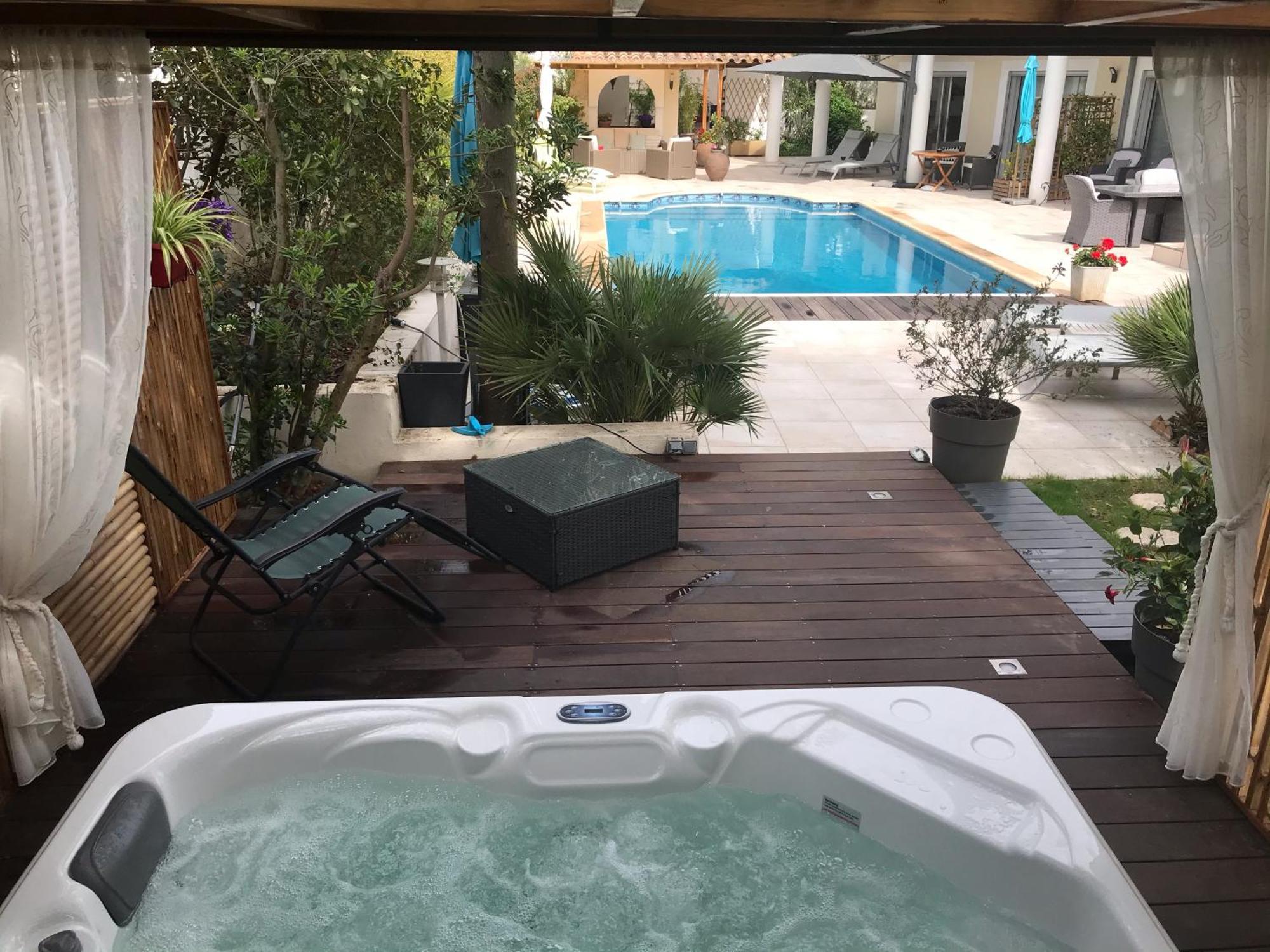Villa Bella Sun&SPA, Piscine&jacuzzi privés, Suites d'Exception Exclusivement Couple Agde Exterior foto